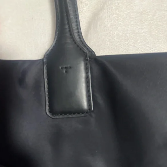 Tory Burch Black Leather Tote Bag - Picture 7 of 9